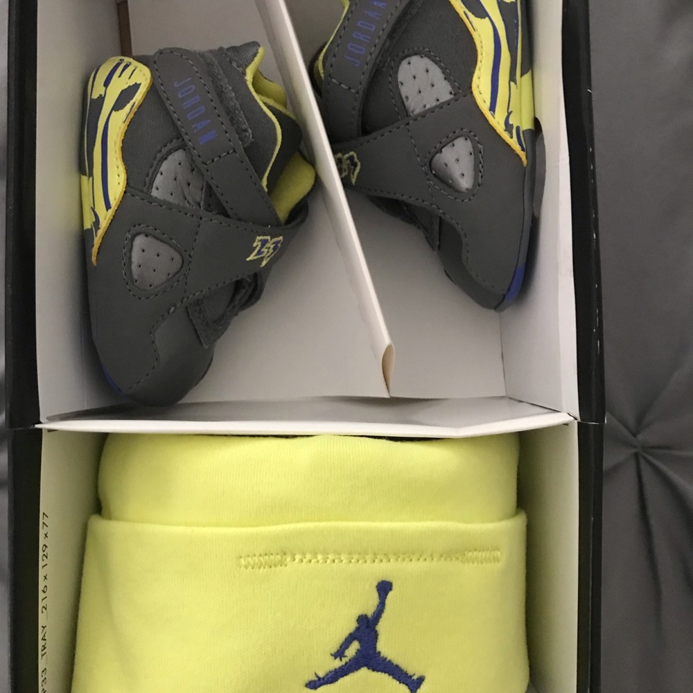 Size 1c Jordan 8 Retro Baby shoes